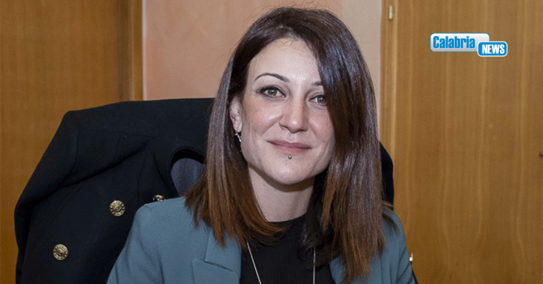 Regionali 2025, Veronica Buffone (M5S) condanna i cori contro il Sud della Lega a Pontida
