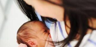Allattamento al seno un investimento per il futuro, i consigli dei pediatri