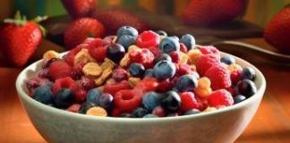 Dal cacao ai frutti di bosco, cibi ricchi di flavonoidi scudo contro effetti sedentarietà