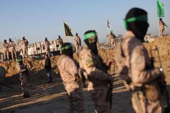 Gaza, Hamas si spacca sul piano Trump: per il Wsj “ora è in guerra con sé stesso”