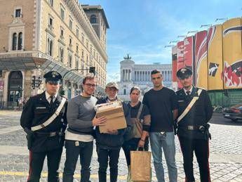 Guida turistica morta al Colosseo, carabinieri rintracciano i familiari