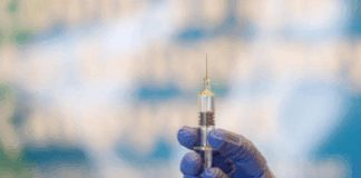 Influenza, Sanofi: “Vaccino ad alto dosaggio superiore nel ridurre ricoveri in over 65”