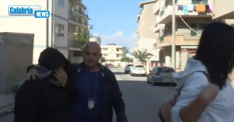 Reggio Calabria, uccide gemelli appena partoriti: ragazza risponde al Gip, ora perizie