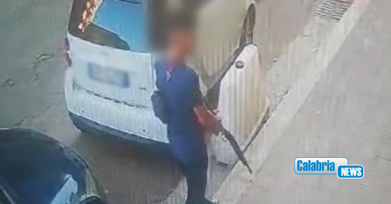 Agguato mafioso in pieno centro a Reggio Calabria: arrestati tre giovani