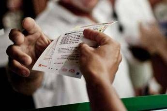 Superenalotto, numeri e combinazione vincente 31 ottobre