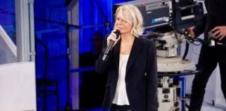 Amici, oggi domenica 16 novembre: ospiti e anticipazioni