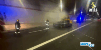 VIDEO-Nel Cosentino esercitazione notturna nella galleria “Colle Trodo” dell’A2 del Mediterraneo,