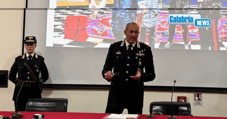 Presso il Comando Legione Calabria presentato il Calendario Storico dei Carabinieri 2026