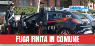 Villa San Giovanni, truffa dei “Falsi brillanti: Carabinieri bloccano sospetto e recuperano denaro