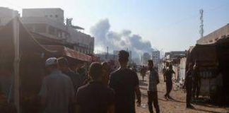 Gaza, ritrovati i corpi di 3 ostaggi a Khan Younis. Ma Israele accusa Hamas: “Prendono tempo per riorganizzarsi”