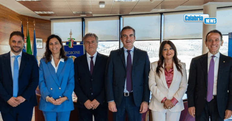 Regione: prima riunione nuova Giunta Occhiuto, ecco i provvedimenti