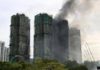 Hong Kong, almeno 55 i morti del maxi incendio: soccorritori cercano sopravvissuti