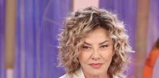 La volta buona, Eva Grimaldi: “Sono rimasta un anno senza seno per un chirurgo incompetente”