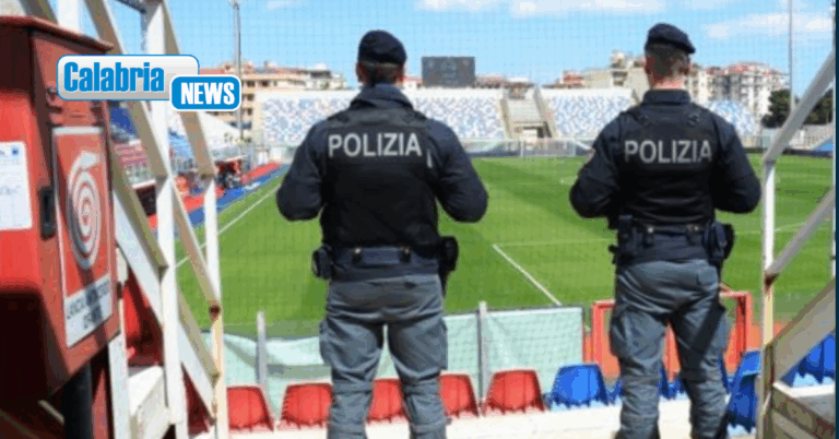 Crotone: la Polizia sottopone a D.A.S.P.O. cinque tifosi del Siracusa