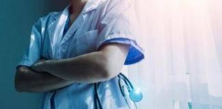 Stretta sui migranti in Uk, fino a 50mila infermieri potrebbero lasciare il Paese