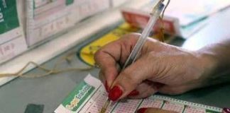 Superenalotto, numeri e combinazione vincente 4 dicembre 2025