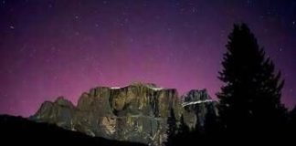 Tempesta geomagnetica ‘cannibale’: l’aurora boreale illumina l’Italia