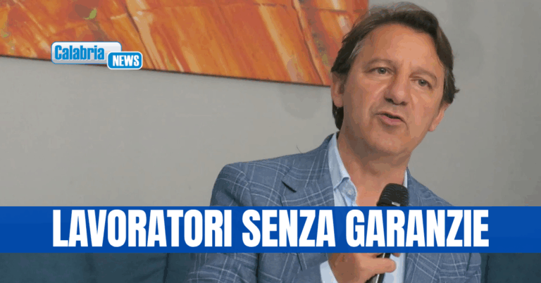 Telecontact, Tridico: Vertenza grottesca, appoggeremo lo sciopero proclamato per lunedì