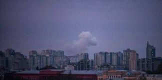 Ucraina-Russia, Kiev sotto attacco. Nuovo piano per la pace in 19 punti