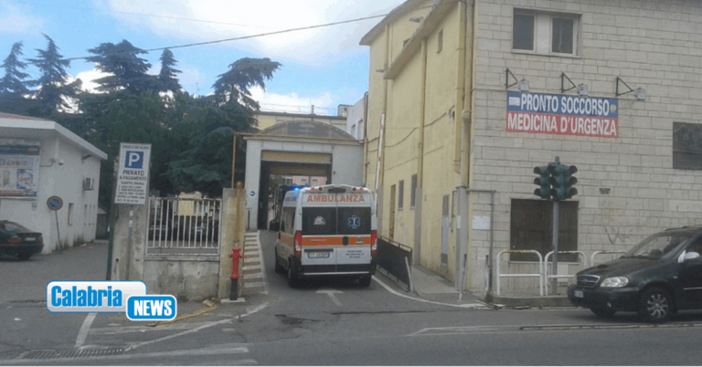 Agenas: Asp Vibo Valentia peggiore d’Italia: 35 minuti tra la chiamata e l’arrivo dell’ambulanza
