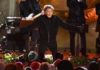 Barry Manilow annuncia lo stop: “Ho un tumore al polmone sinistro”