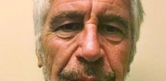 Caso Epstein, diffuse nuove immagini con Trump, Bannon, Clinton e Gates