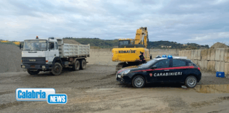 Asportano quintali di inerti da fiume ‘Lipuda’, denunciate due persone a Cirò Marina