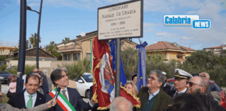 Intitolato al capitano Natale De Grazia un tratto del lungomare a Reggio Calabria