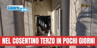 Nuovo assalto con esplosivo ad ufficio postale: asportato postamat a Laino Borgo