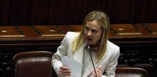 Manovra e pensioni, Meloni: “Norma riscatto della laurea varrà per futuro”