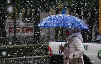 Meteo Natale, arriva il ciclone invernale: neve in collina e maltempo diffuso su tutta Italia