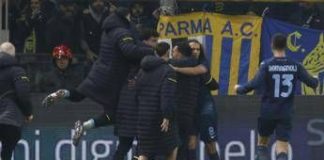 Parma-Lazio 0-1, biancocelesti la vincono in nove grazie a Noslin