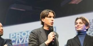 Progetto civico Italia, oltre 1700 persone a ‘Il Sistina Chapiteau’. Onorato: “Impressionante entusiasmo”