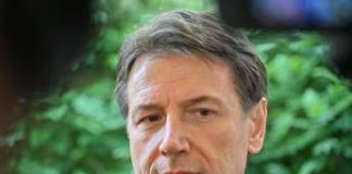 Ucraina, Conte: “Europa disorientata, lasciamo condurre negoziati agli Usa”