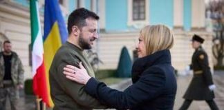 Ucraina, Meloni sente Zelensky: “Sostegno a piano Usa, presto invio forniture”