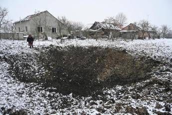 Ucraina-Usa, negoziati finiti a Berlino. La richiesta a Kiev: “Via dal Donbass”
