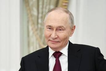 Ucraina, salta l’incontro Usa-Zelensky. Russia: “Più forti nei negoziati”