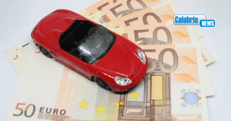 In arrivo batosta per automobilisti: dal 1° gennaio aumentano accise diesel e RC auto