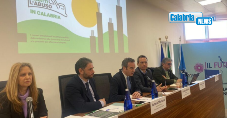 Dossier di Legambiente su 105 Comuni: dal 2004 in Calabria eseguito solo l’11% delle demolizioni