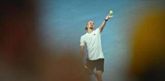 Australian Open, Zverev batte Tien e va in semifinale