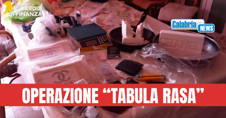 VIDEO-Cosenza: sequestrato ingente quantitativo di cocaina, valore 1 mln di euro. 5 arresti