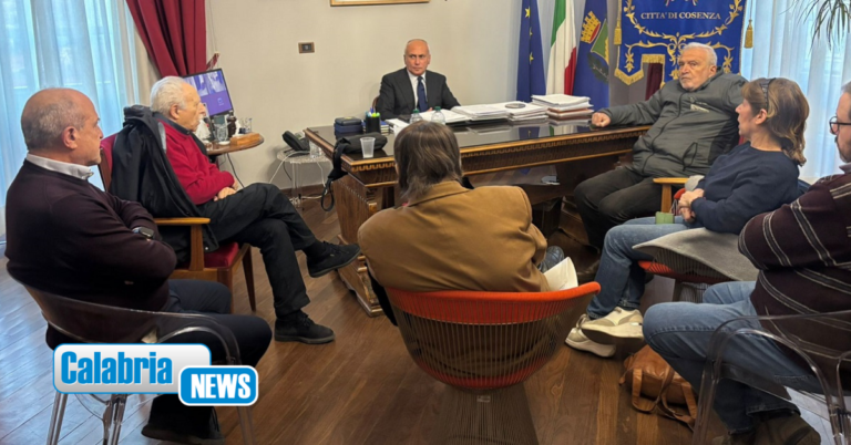Cosenza, incontro Sindaco-Comitato No Scippo: confermare hub sanitario a Vaglio Lise