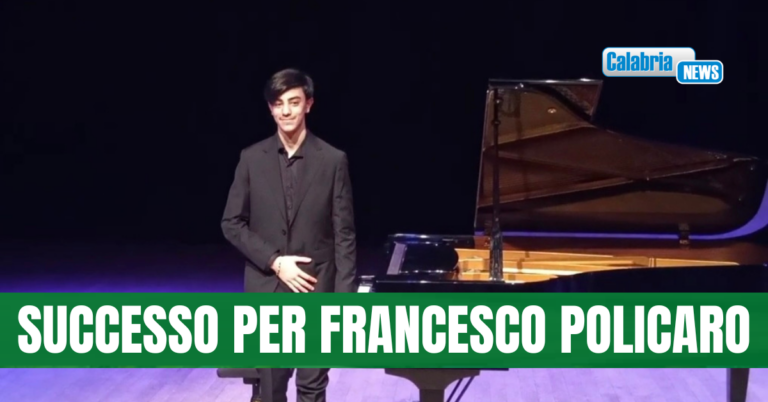 A soli 14 anni invitato a tenere un Concerto di pianoforte al Conservatorio “Maurice Ravel” di Parigi