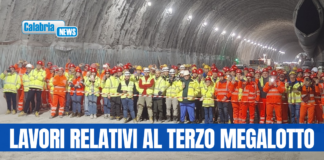 VIDEO-Abbattuto il secondo diaframma della galleria “Trebisacce” sulla SS 106