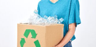 Materie prime seconde, la crisi parte dalla plastica