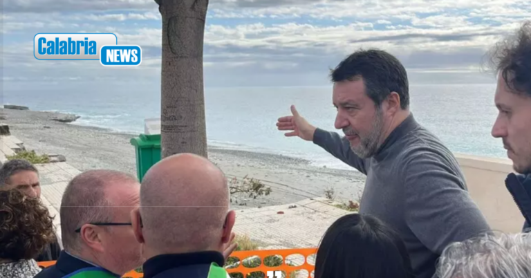 Salvini in Calabria: fondi per maltempo ci saranno senza toglierli a investimenti
