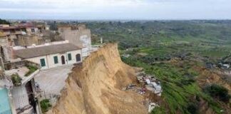 Niscemi, Musumeci: “Frana ha raggiunto una larghezza di oltre 4 km”