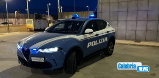 Crotone, Polizia arresta un soggetto condannato per stalking: portato in carcere