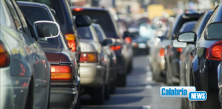 Nel 2026 Rc auto più cara per oltre 8mila automobilisti calabresi