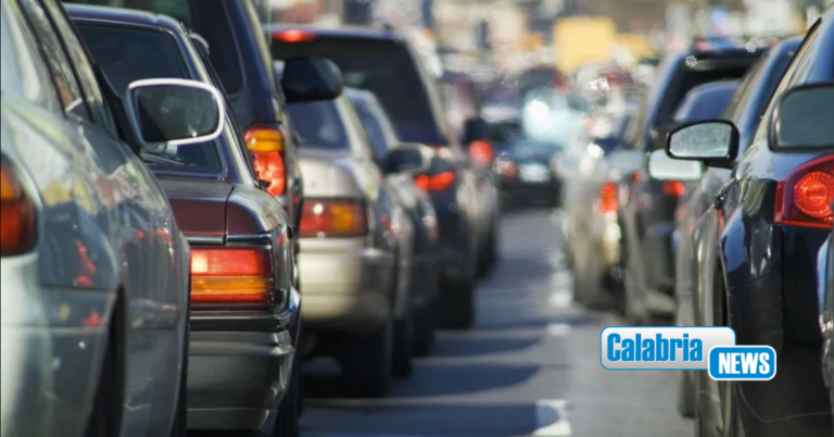 Nel 2026 Rc auto più cara per oltre 8mila automobilisti calabresi